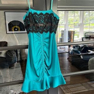 BCBG MAXAZRIA dress size 6 in turquoise with black lace